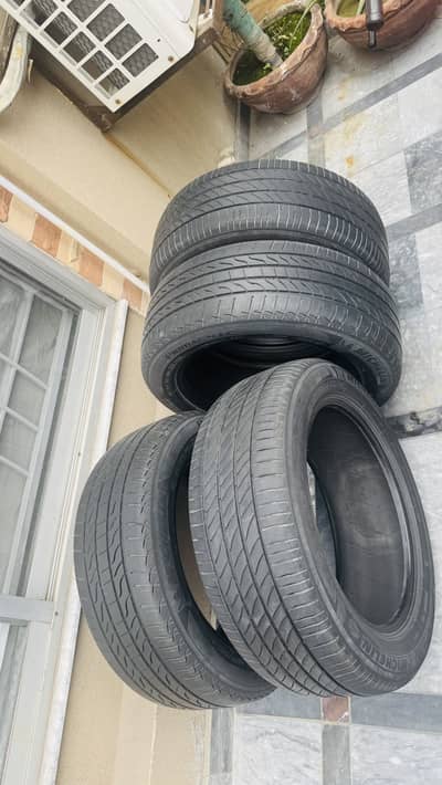 Michelin Tyres 215/55 R17 – Honda Vezel Excellent Condition (Set of 4)
