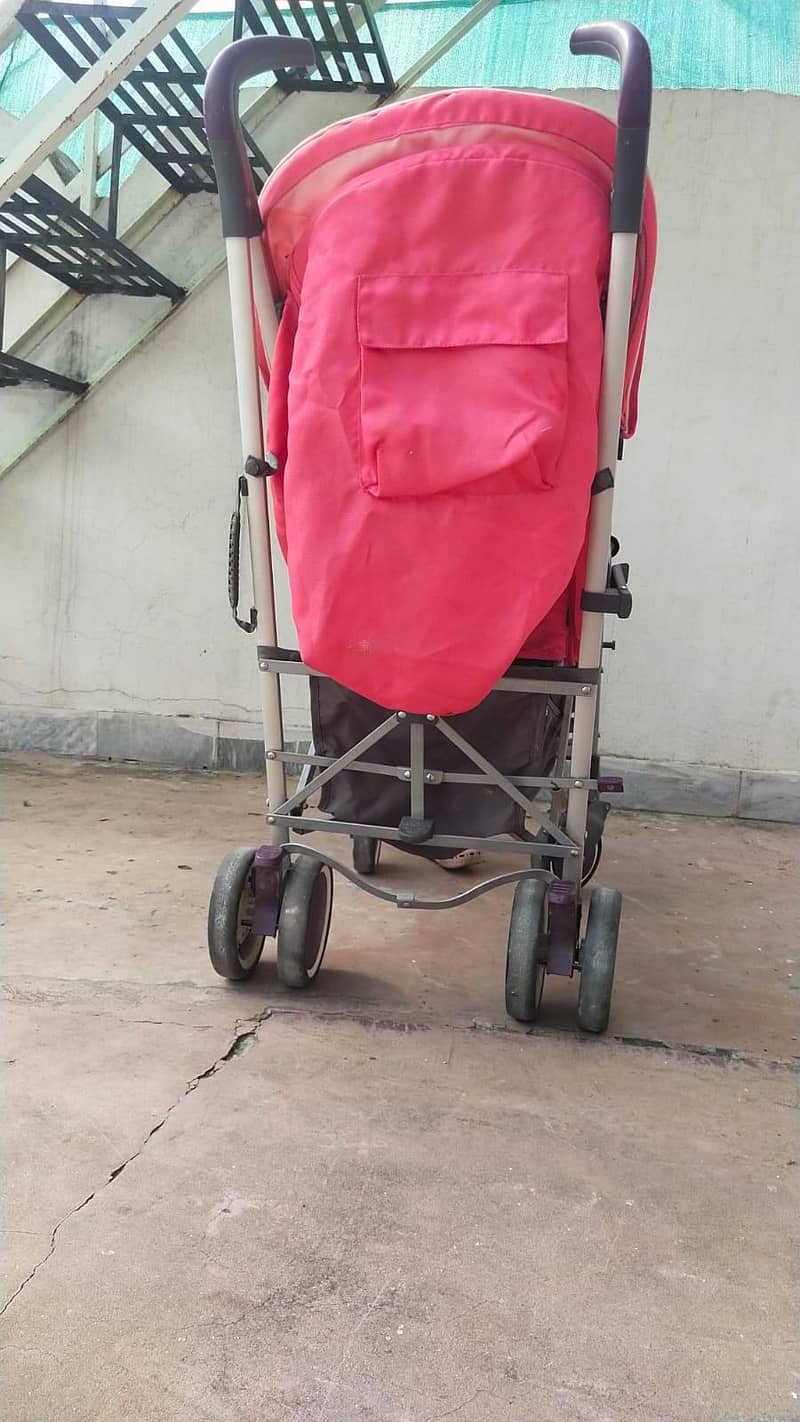 hello kitty pram 4