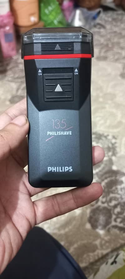 Philips traveller shaver