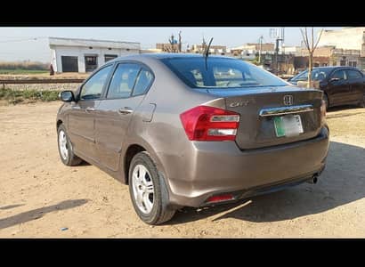 Honda city 1300 manual PLEASE CALLFor Details 03005737007