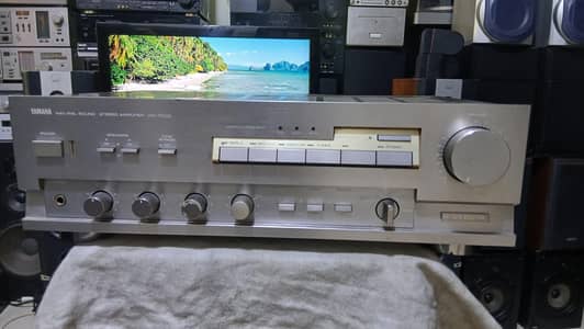 YAMAHA AX-700D LIKE JBL BOSE KLIPSCH DENON MARANTZ ONKYO KEF INTEGRA