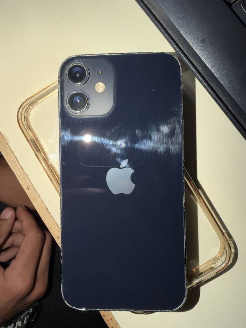iPhone 12mini 0