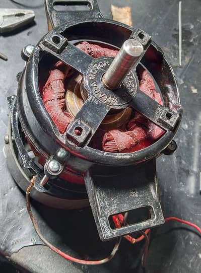 واشنگ مشین کی موٹر کاپر وائنڈنگ میں ہے