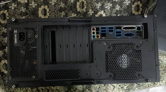 Gigabyte Casing with 1000watt PSU