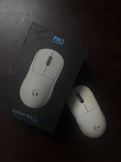 Logitech G PRO X Superlight 2 LIGHTSPEED Wireless Gaming Mouse