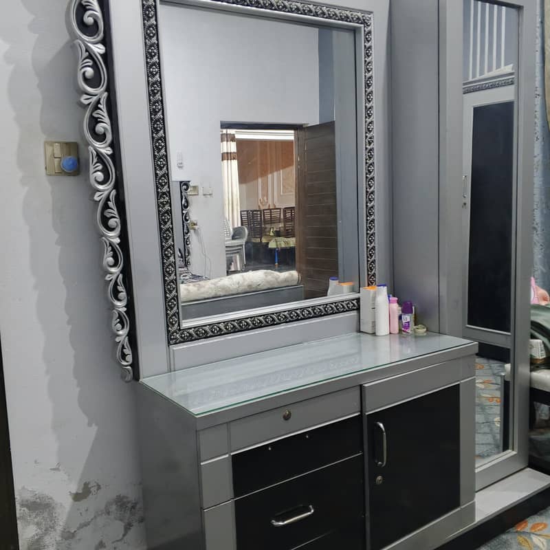 Dressing Dico Paint 1