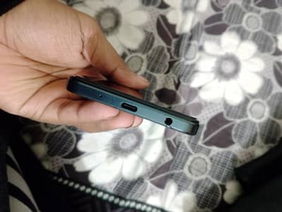 vivo y03 4GB ram 64GB room