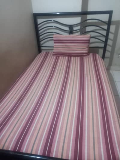 Single bed