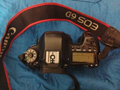 canon 6d full frame DSLR camera with 24 105 4L