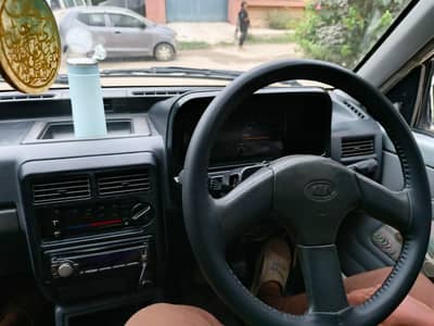 kia Classic 2001 mint condition