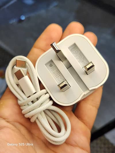 Apple iphone 20w Original 20w Charger 15, 16, 17 Pro  03256862720
