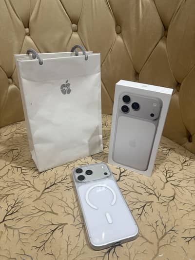 17 Pro Max 256gb silver