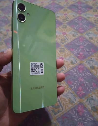 samsung a05 4gb 128gb with boxx