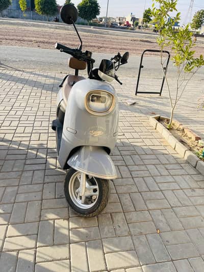 Electric Scooty in new condition