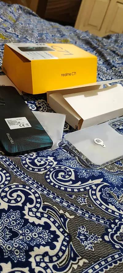 EXCHANGE Realme C71, 6_128, Open Box All Accessories