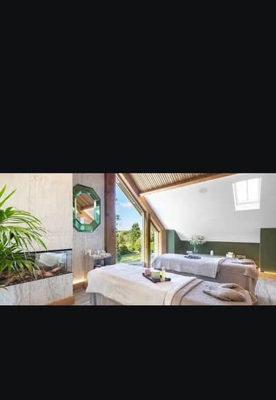 need female staff for SPA