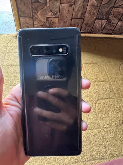 Samsung S10+