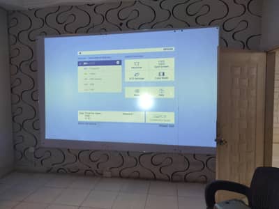 WE HAVE ALL KINDS OF PROJECTORS AVAILBLE IN DUBAI IMPORT 03152965654
