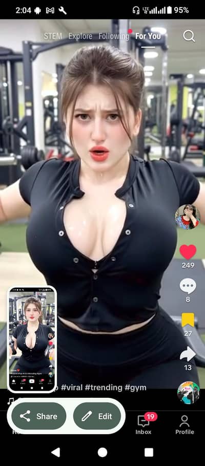 female receptionist. 10 to 6. Whatsapp o3I9-229-7766