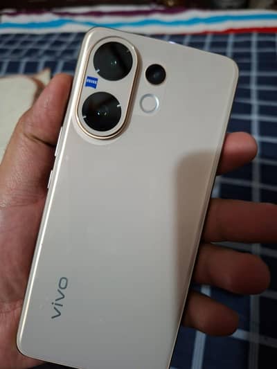 vivo v60 (12/256)