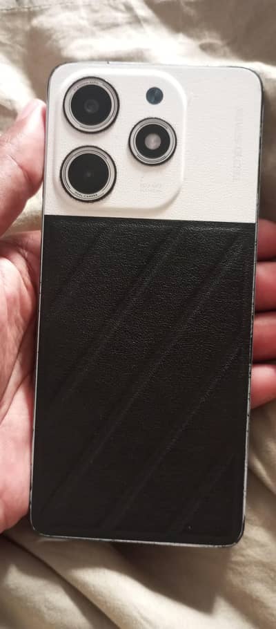 Tecno spark 10 pro 128/8+8
