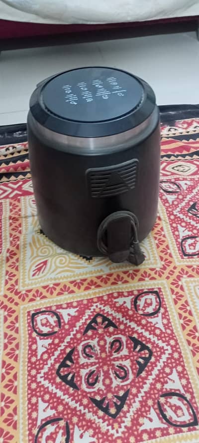 Air fryer for sale in original condition