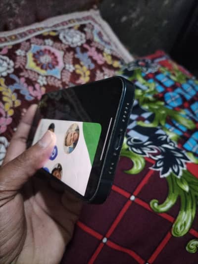 Apple iphone 13 lush condition