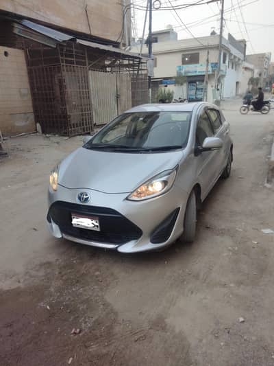 TOYOTA AQUA 20/24 OWN NAME best car own better than PRIUS FIT
