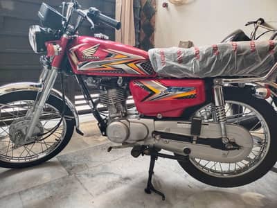 Honda 125 2025 model applied for lush condition forsale