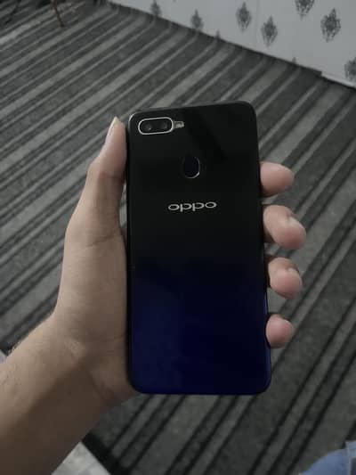 Oppo F9