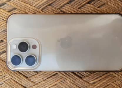 iPhone 15 pro Max natural titanium JV 256 GB 90 health