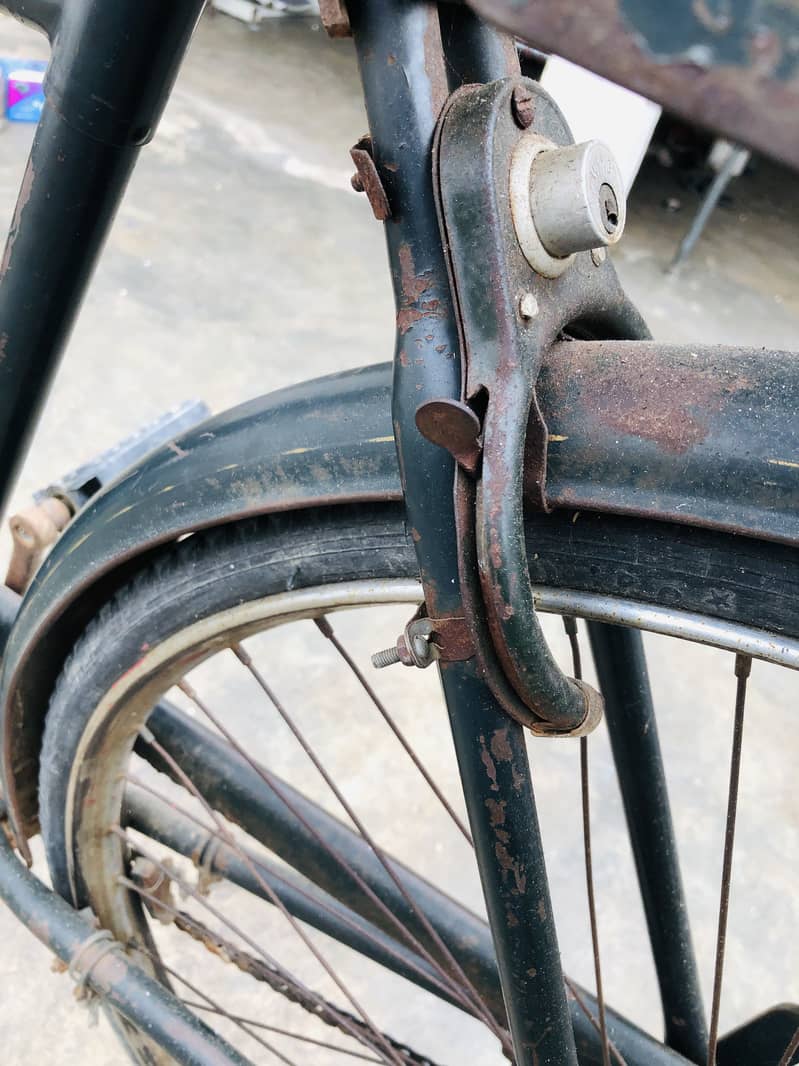 سہراب کی سائیکل بلکل ٹھیک ٹھاک حالت میں خریدیں اور چلائیں 10