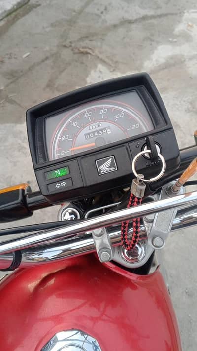 Want to sale my motorcycle urgent bases