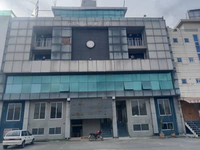 Building Available for Rent Ideal for School College & Hospital