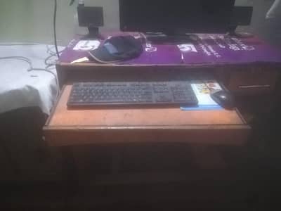 computer table