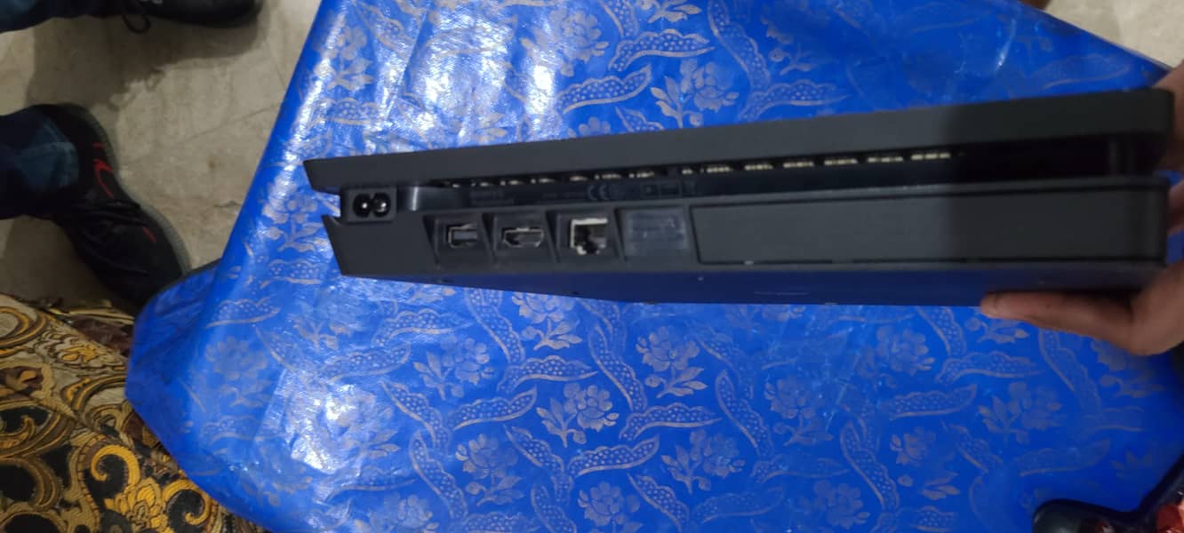 Ps4 slim 8