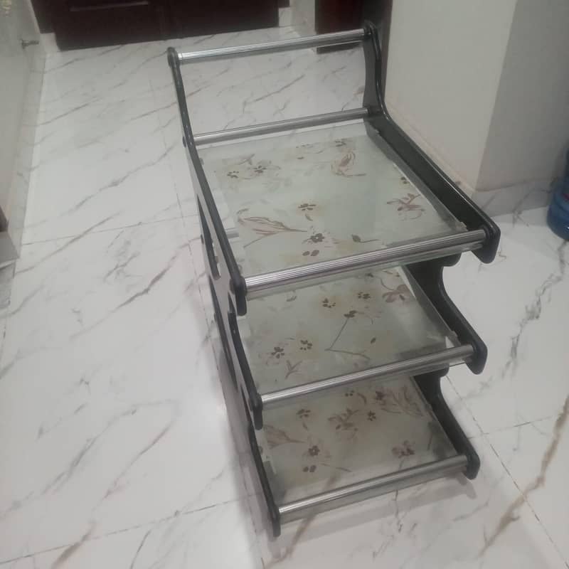 Tea trolley 1
