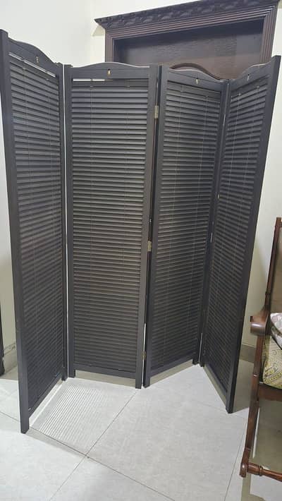 wooden folding room divider / partition screen (2 panels)
