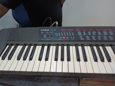 CASIO CTK-200 Keyboard Available