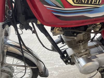 Bike all ok ha srf tanki thori raf ha baki all ok