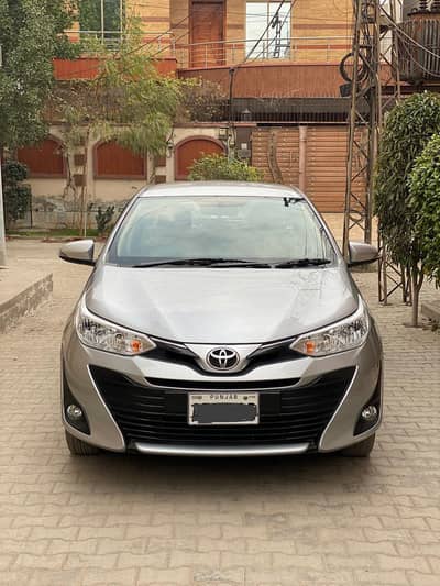 Toyota yaris ativ 1.3 cvt