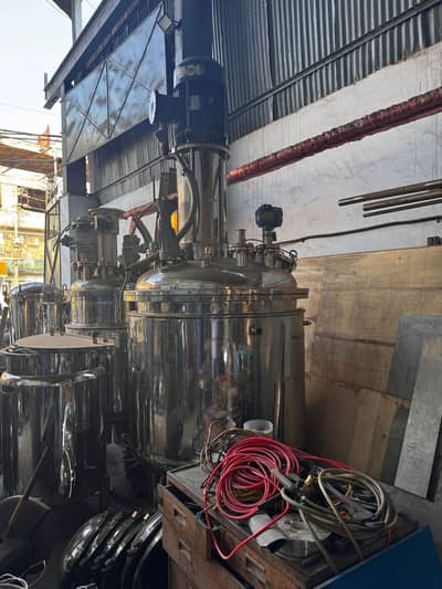 Stainless Precision Mixing Solutions for Pharma, Cosmetics & Textiles