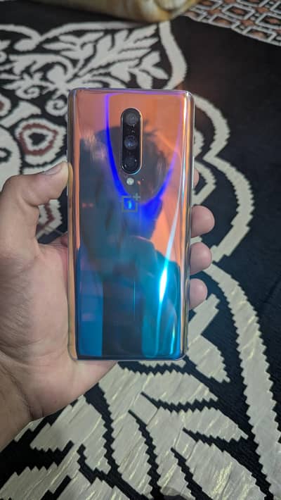 One plus 8 Ram/Rom 12/256 1 Sim chal rhi