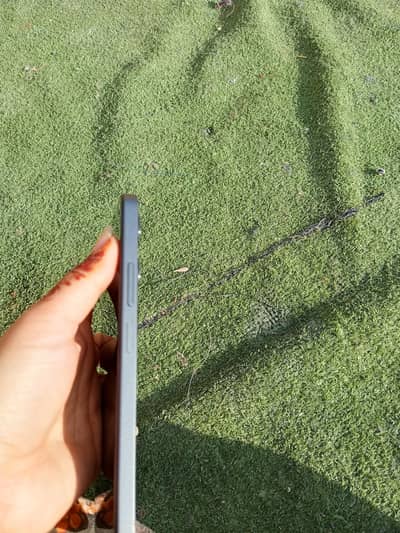 warienty MN hn phone abhi box capal sab Kuch sath hn