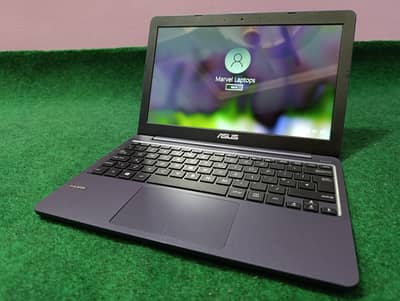 Asus 8th Gen 4GB Ram 64GB Storage 10/10 A+