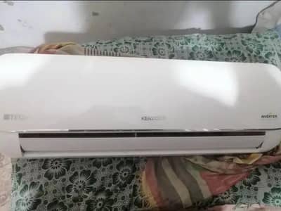 Kenwood 1.5 ton inverter heat and cool in new condition