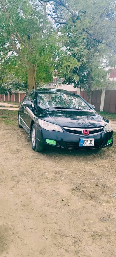 Honda civic 2011 top of the line FULLY AUTOMATIC