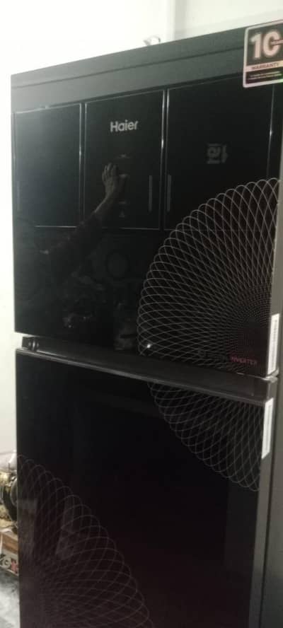 Haier refrigerator 10by 10 Medium size