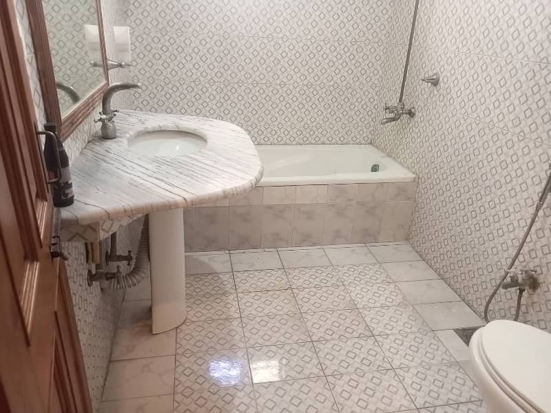 Upper Portion For Rent 4