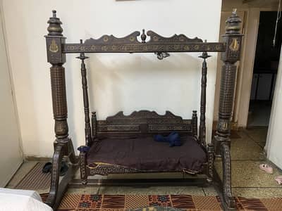 Jhula new condition 10 off 10